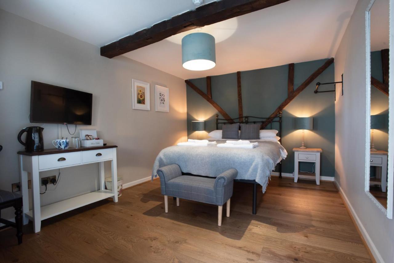 The Talkhouse Bed and Breakfast Stanton Saint John Buitenkant foto